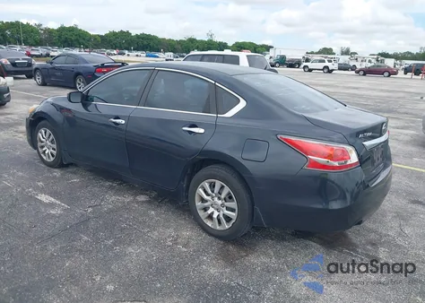 2015 Nissan Altima 2.5 S from USA, damaged, VIN 1N4AL3AP4FC412444